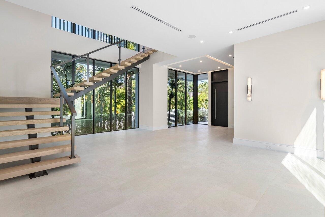 RIO DEL REY SHORES - Residential