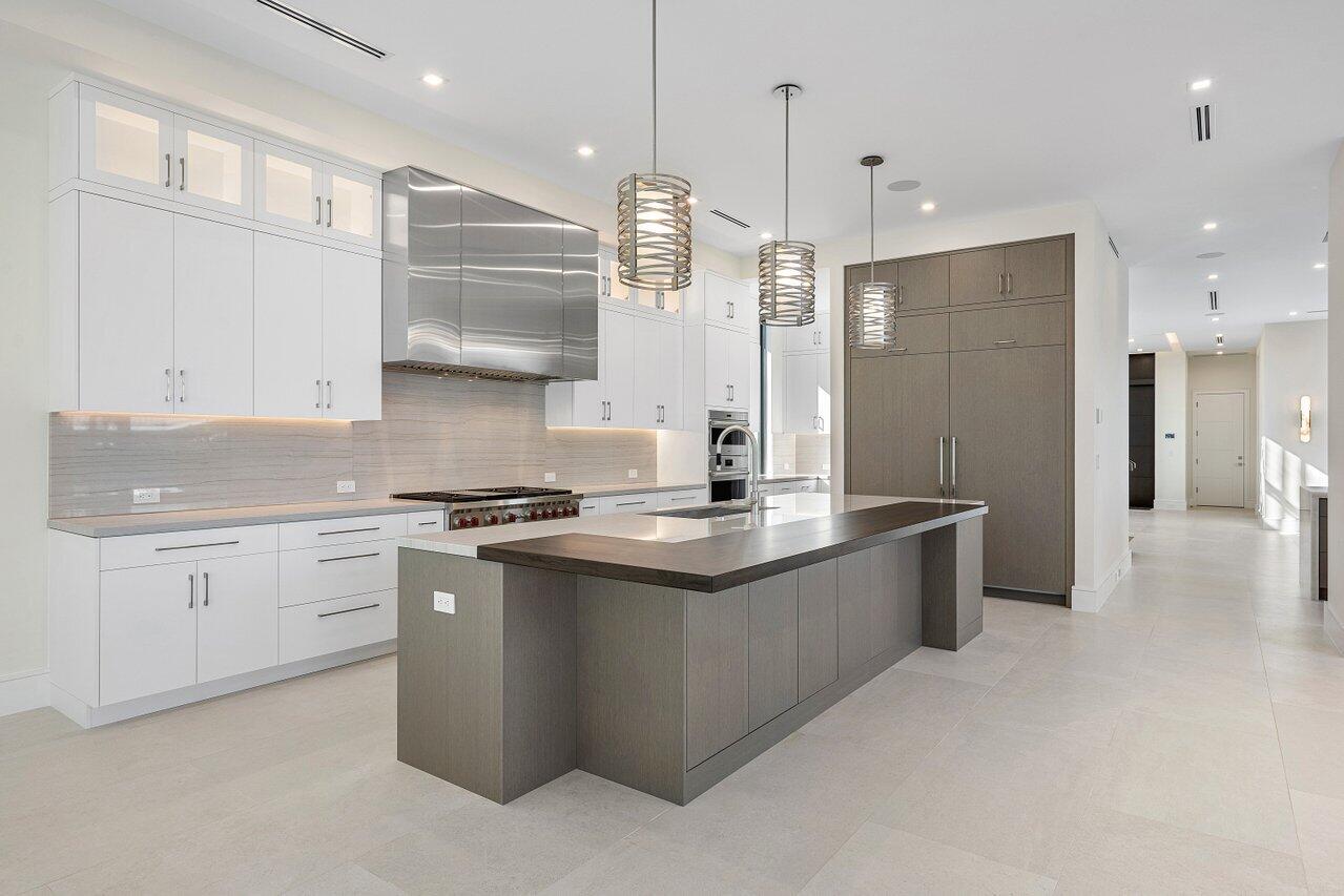 RIO DEL REY SHORES - Residential