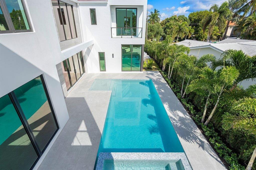 RIO DEL REY SHORES - Residential