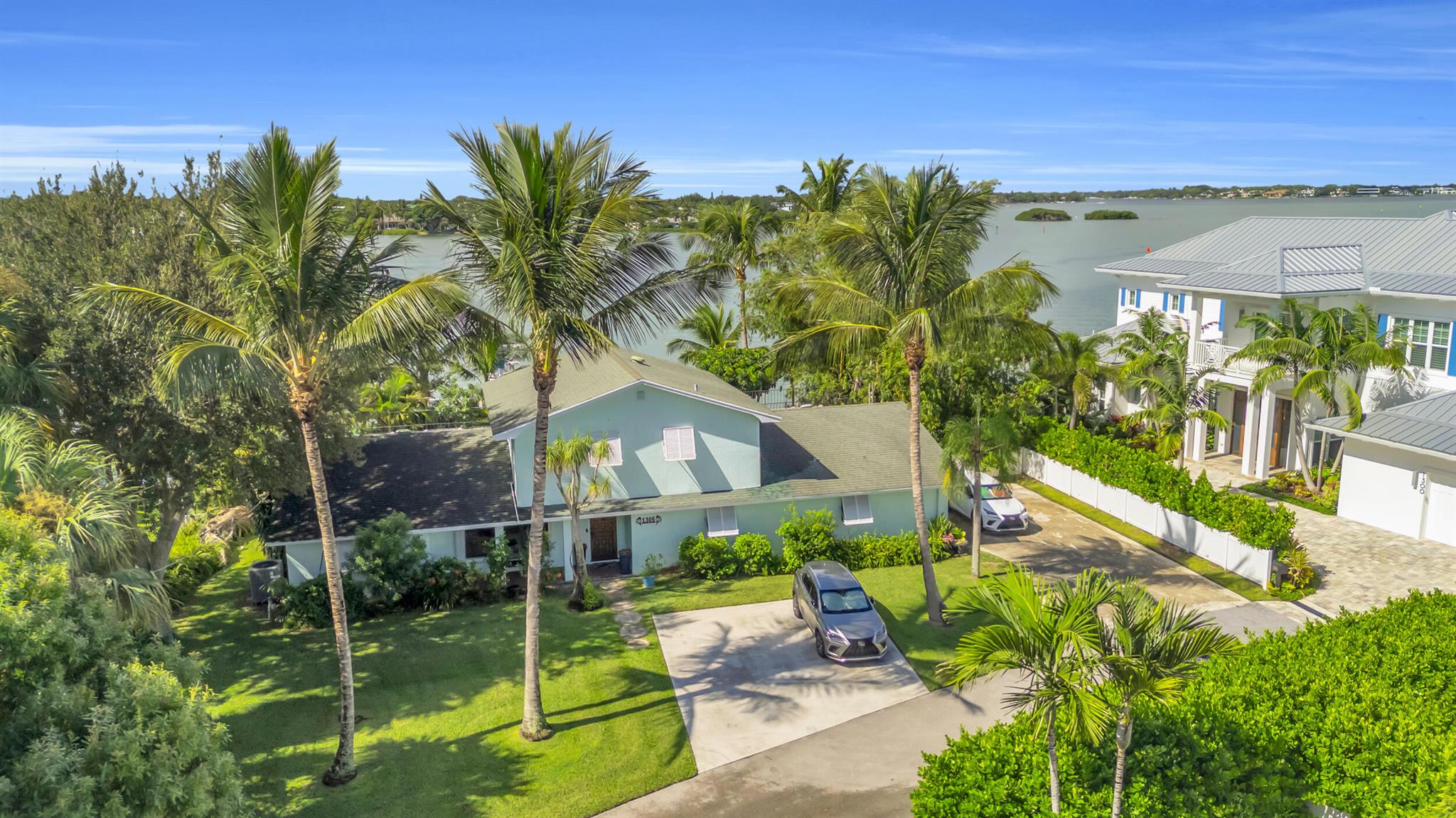 1305 Peninsular Road