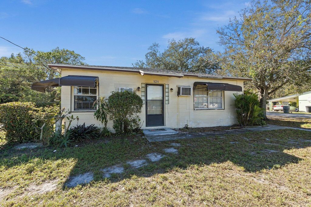 Photo of 121 Indian Hills Drive #A, Fort Pierce, FL 34982 (MLS # R10944653)