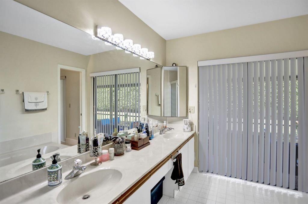 CRANBROOK LAKE ESTATES - Residential