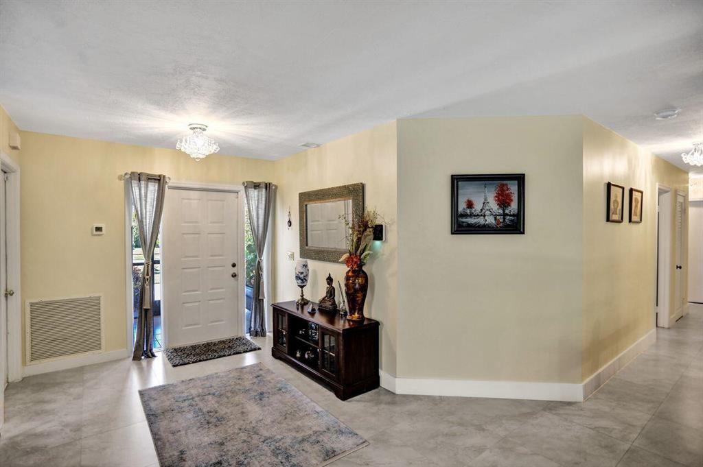 CRANBROOK LAKE ESTATES - Residential