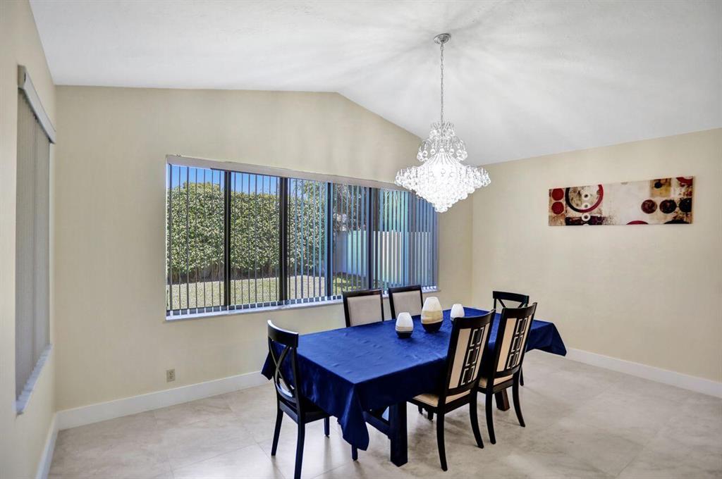 CRANBROOK LAKE ESTATES - Residential