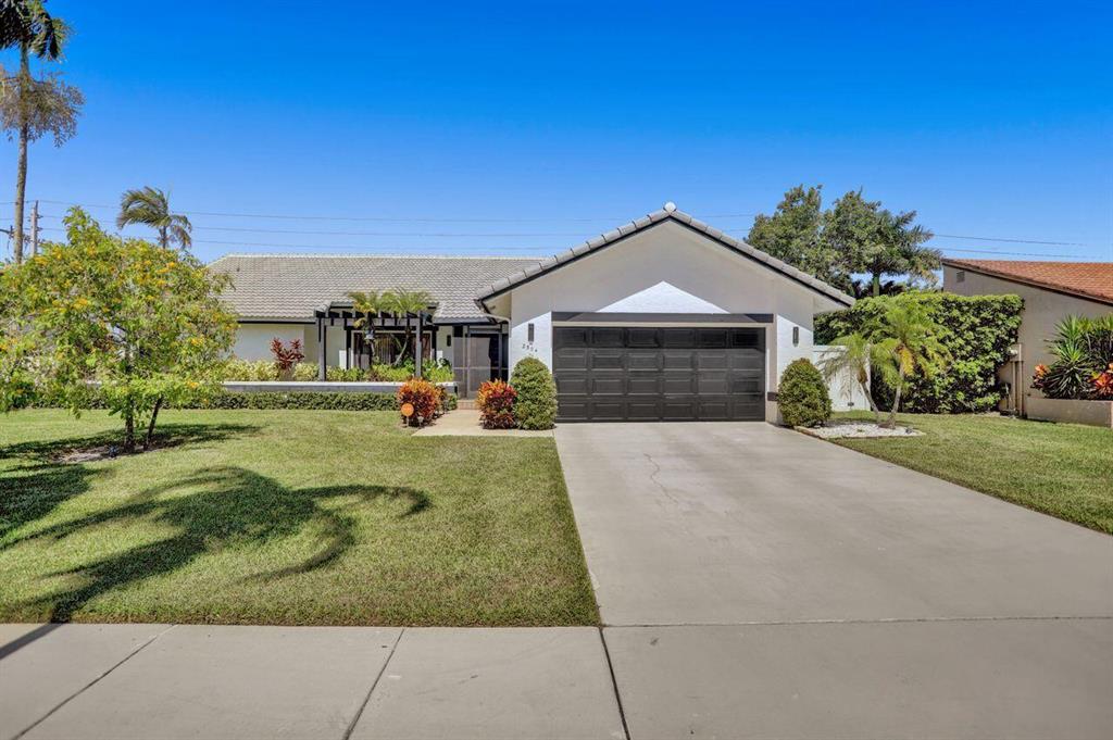 CRANBROOK LAKE ESTATES - Residential