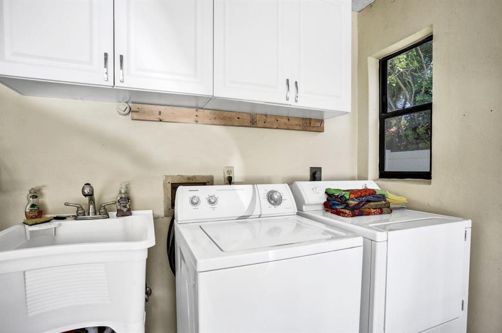 CRANBROOK LAKE ESTATES - Residential