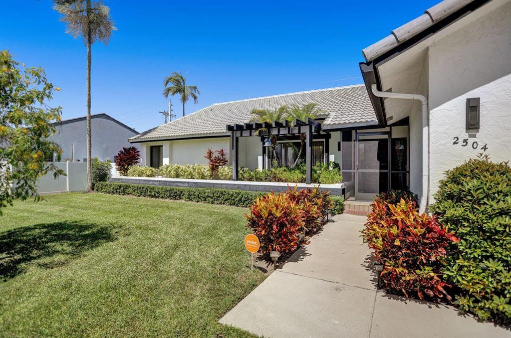 CRANBROOK LAKE ESTATES - Residential