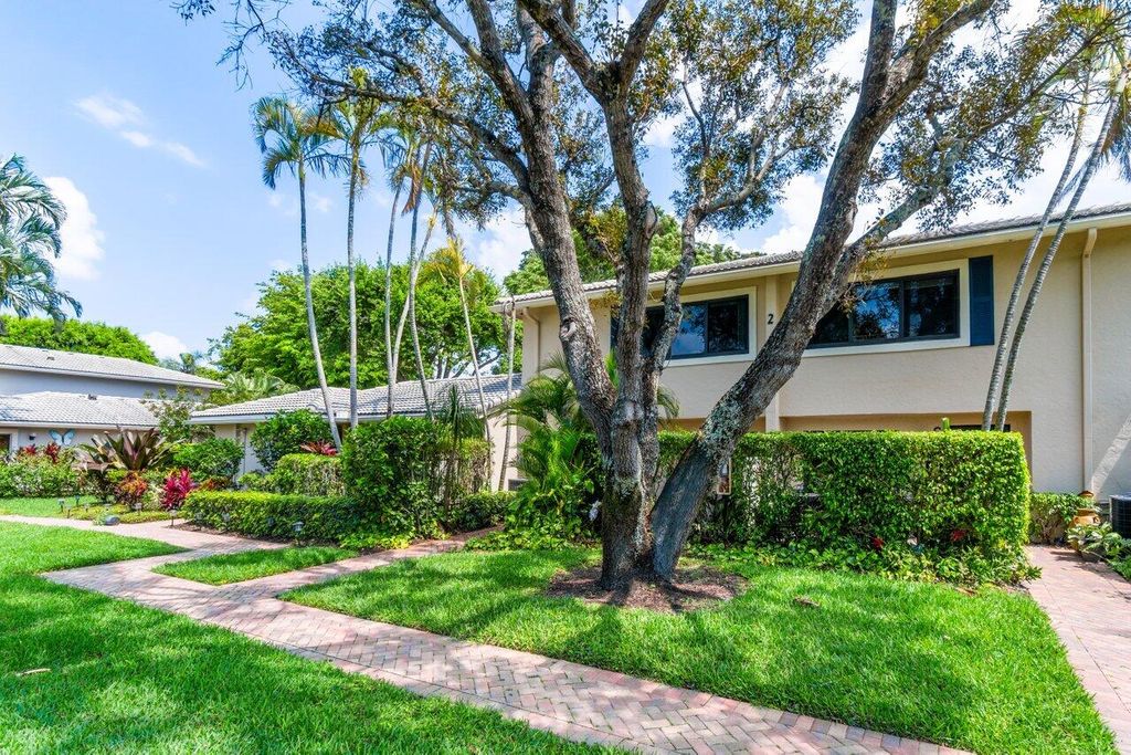 Photo of 2 Stratford Drive #B, Boynton Beach, FL 33436 (MLS # R10973207)