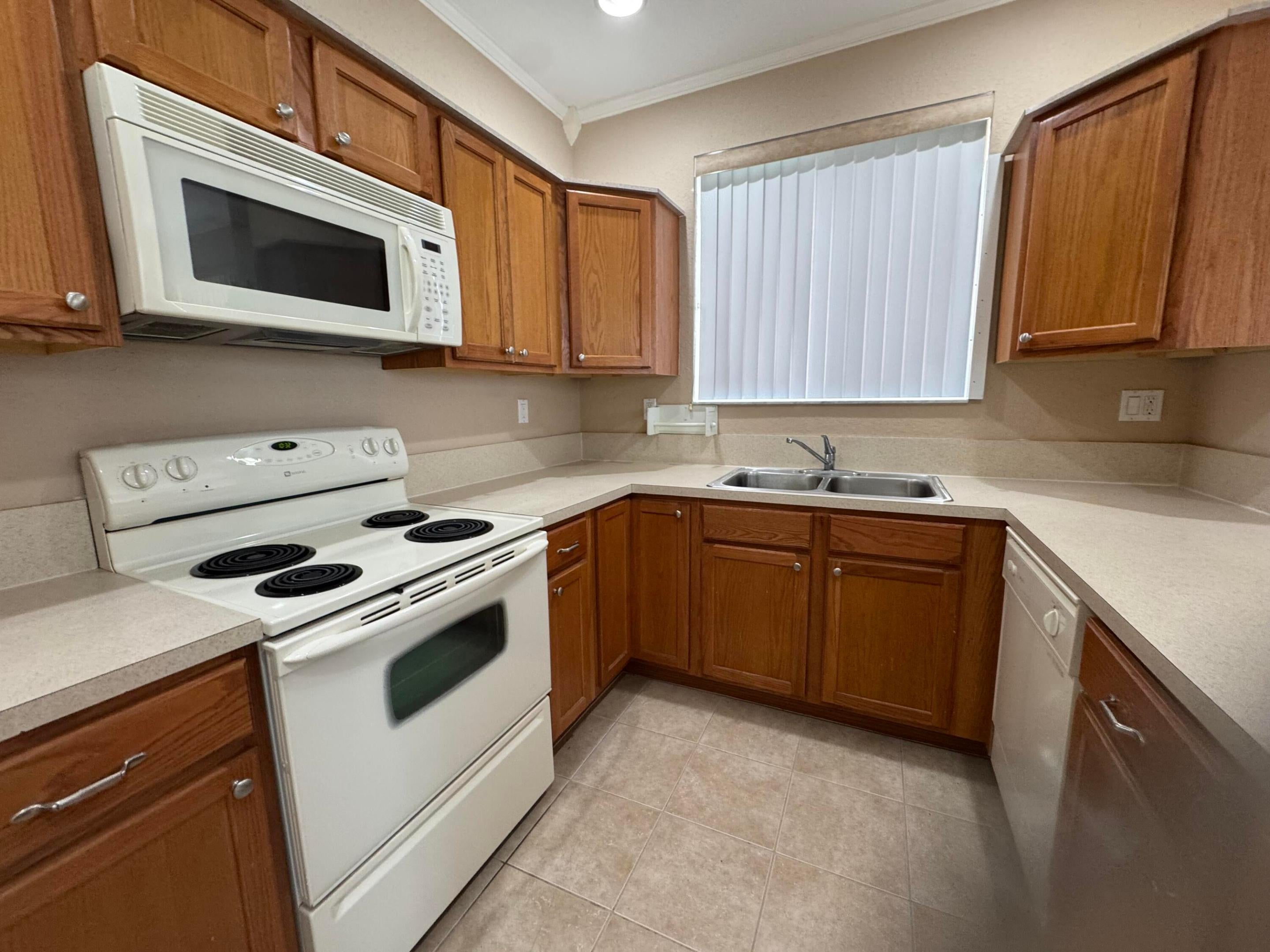 3069 LAUREL RIDGE Circle