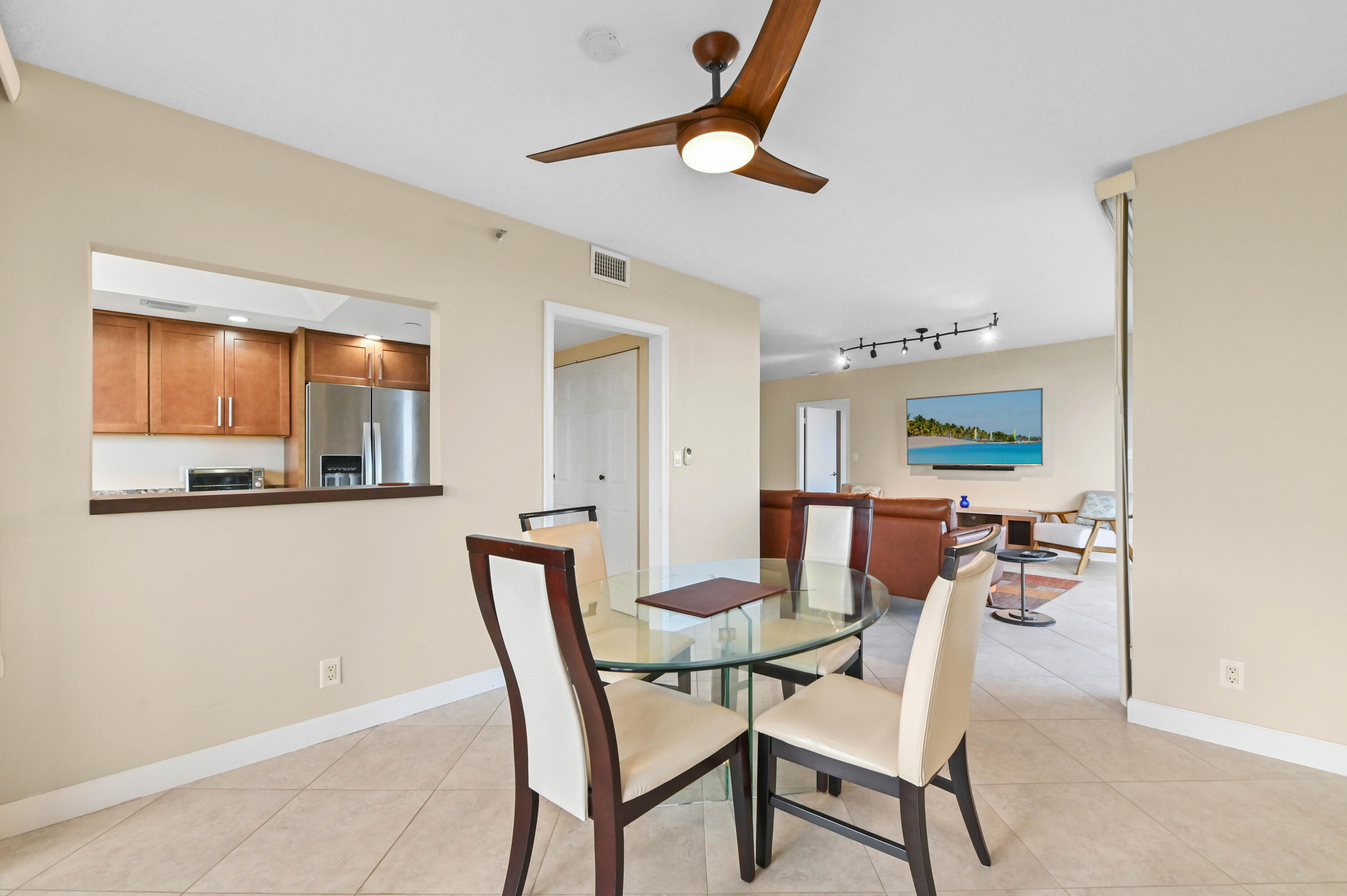 WELLESLEY PARK - Residential