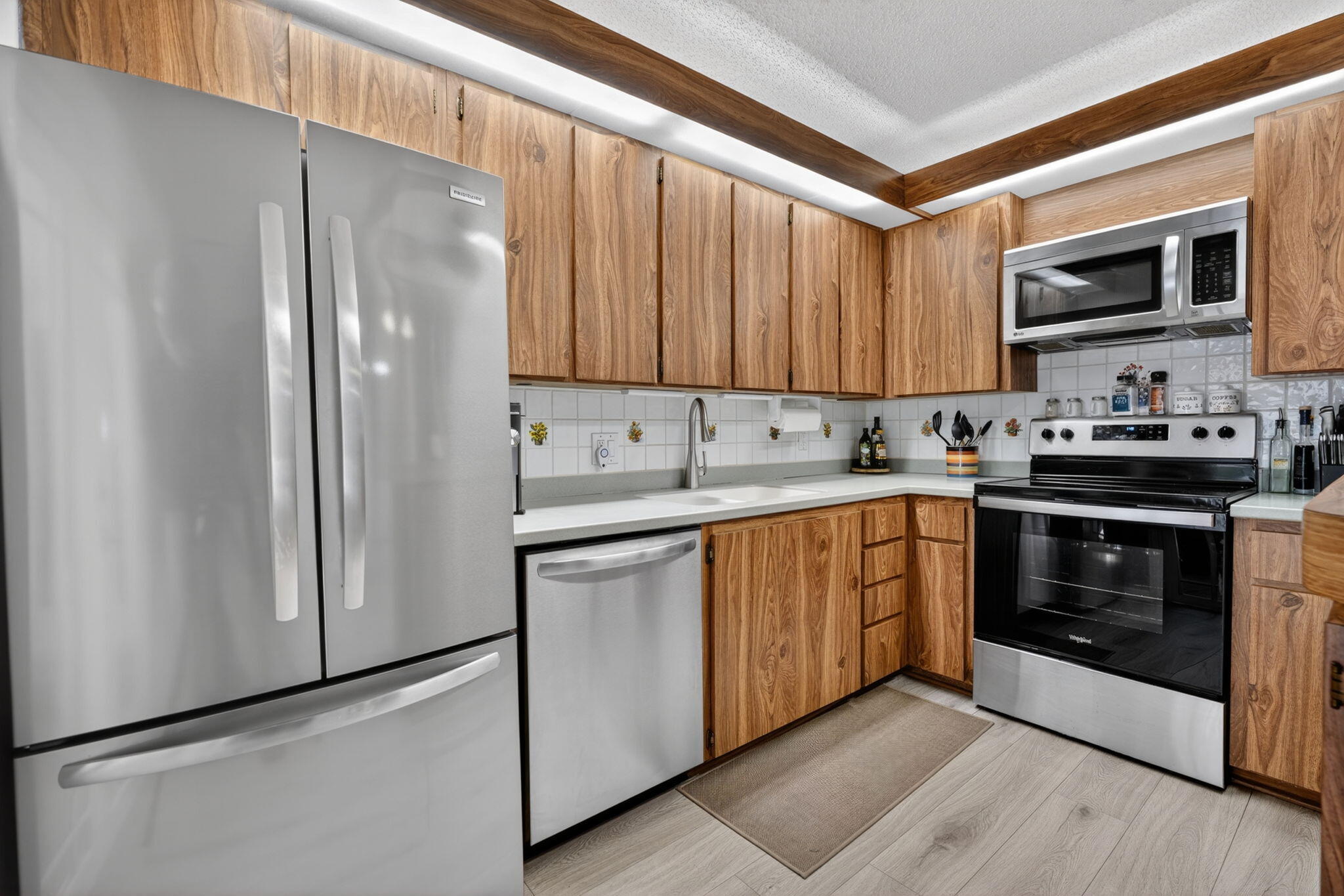 GLENWOOD TWNHS - Residential