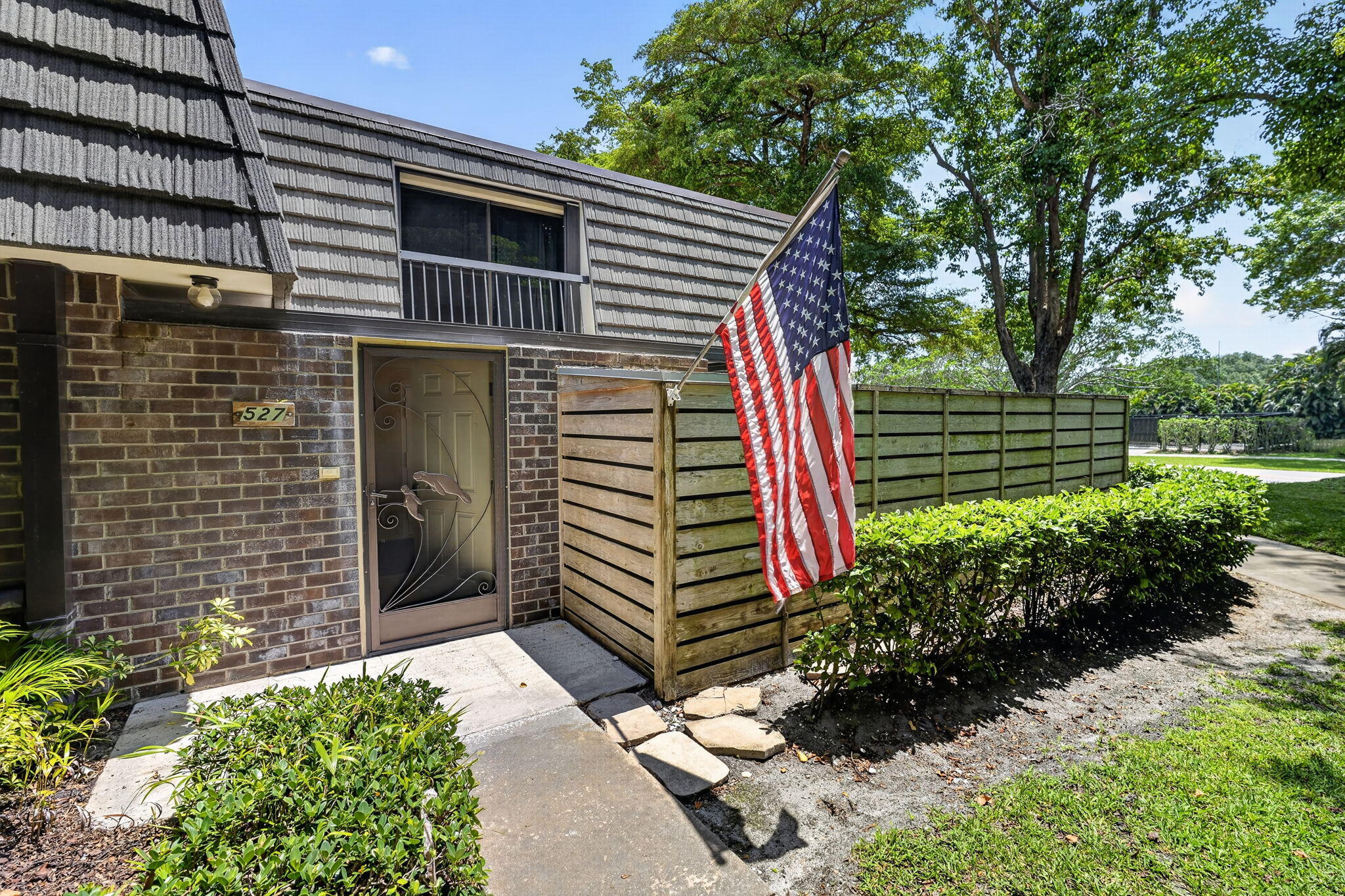 GLENWOOD TWNHS - Residential