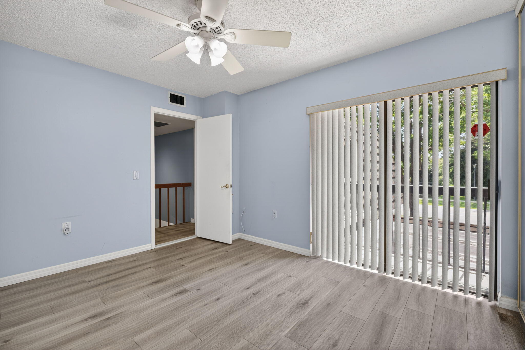 GLENWOOD TWNHS - Residential