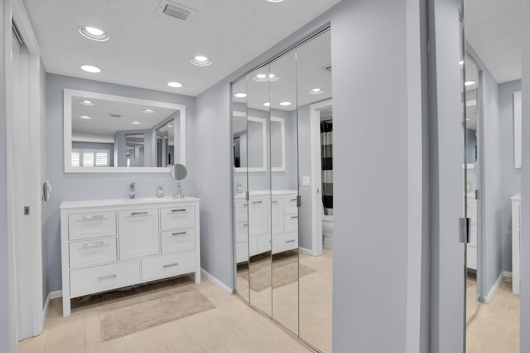 Andros Village B Condo - Residential Lease