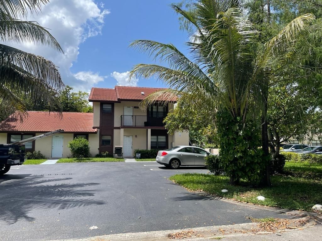 Photo of 11434 NW 42nd ST #11434, Coral Springs, FL 33065 (MLS # F10322062)