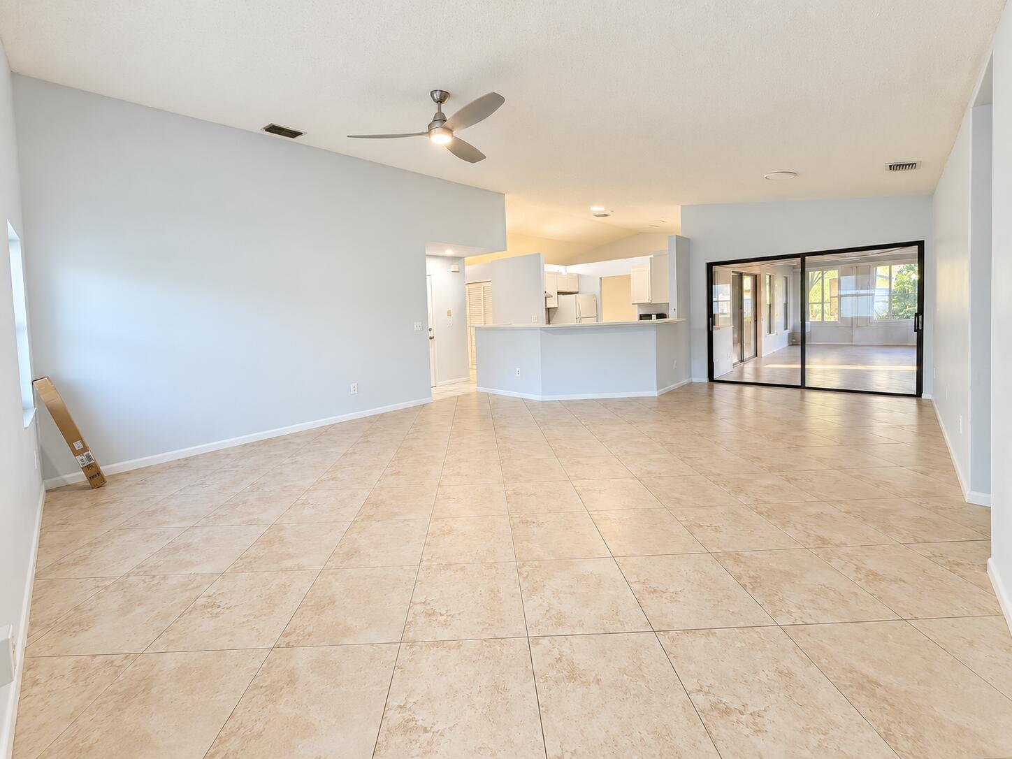 2171 NW 76TH Avenue