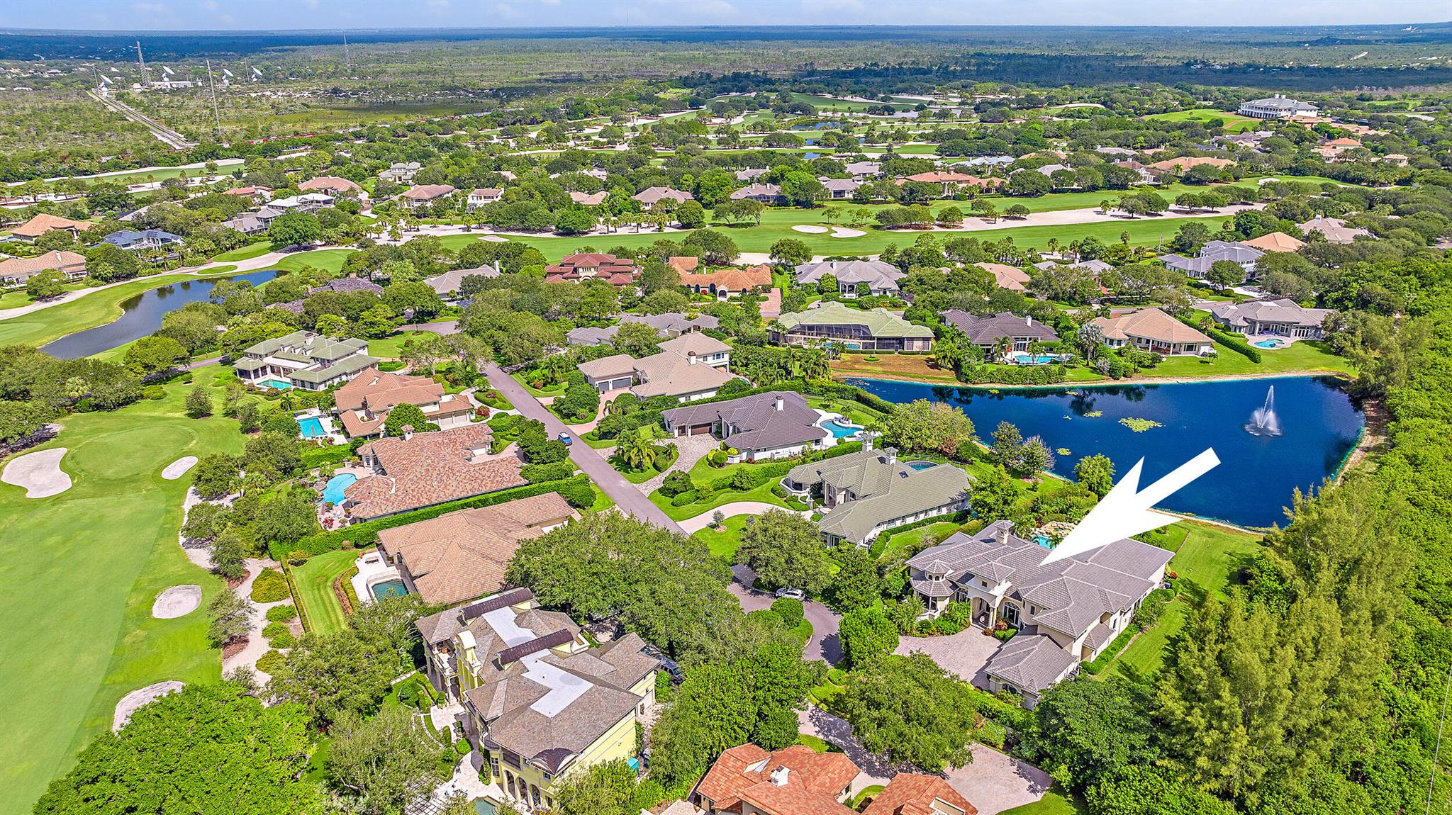 JUPITER HILLS VILLAGE - Residential
