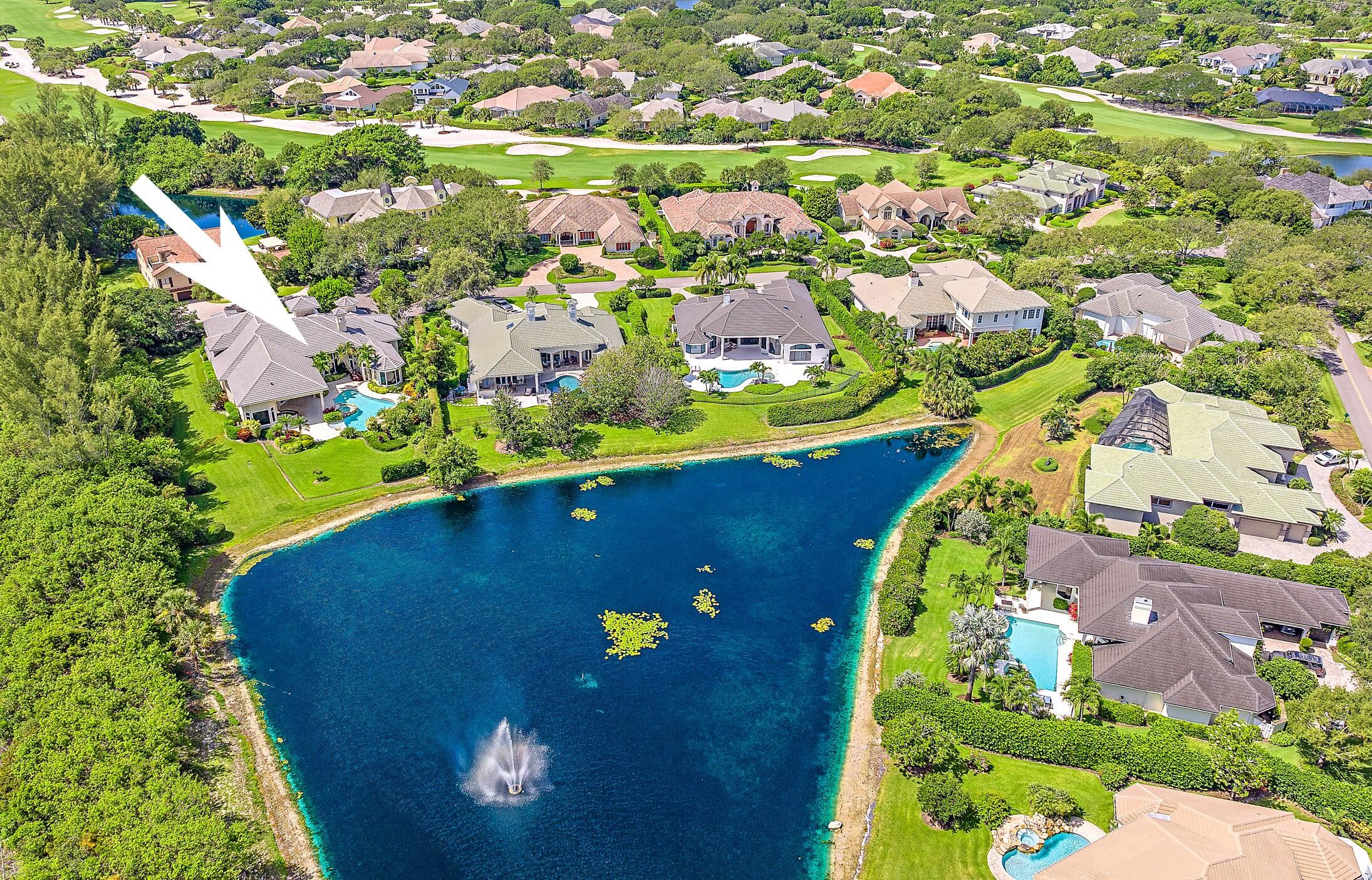 JUPITER HILLS VILLAGE - Residential