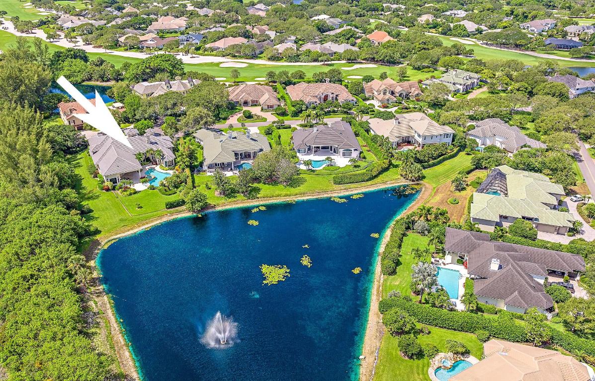 JUPITER HILLS VILLAGE - Residential