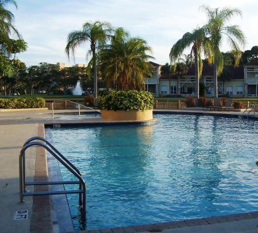 PALM LAKE CONDO - Residential Lease