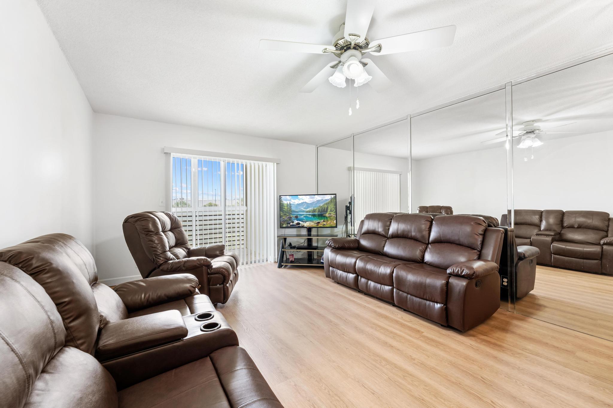 LAKE CLARKE GARDENS CONDO 16 - Residential