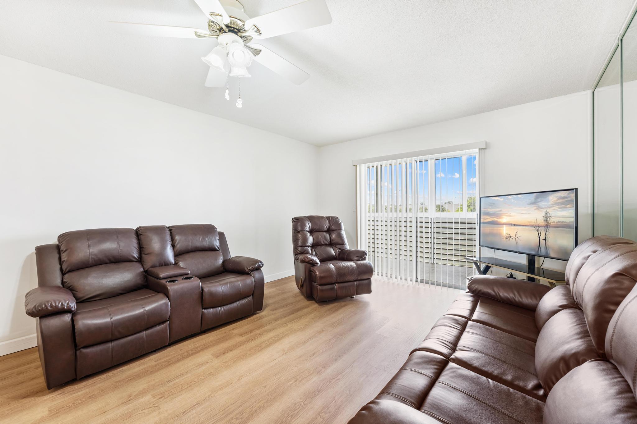 LAKE CLARKE GARDENS CONDO 16 - Residential