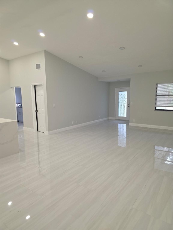 Falcons Lea 128-6 B - Residential Lease