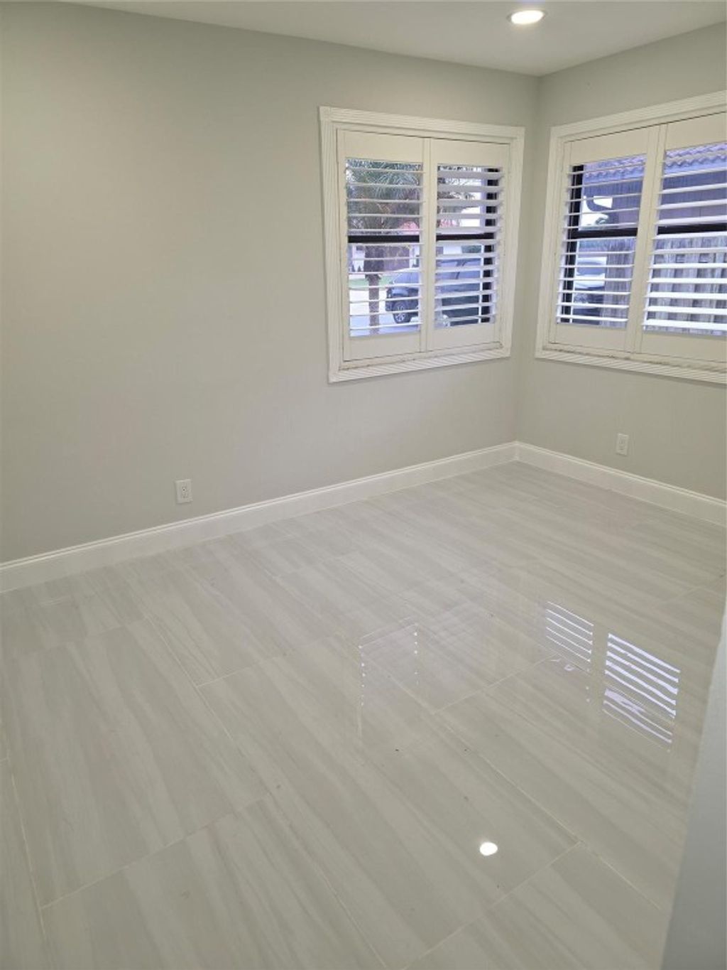 Photo of 6701 W Wedgewood Avenue, Davie, FL 33331 (MLS # F10528474)