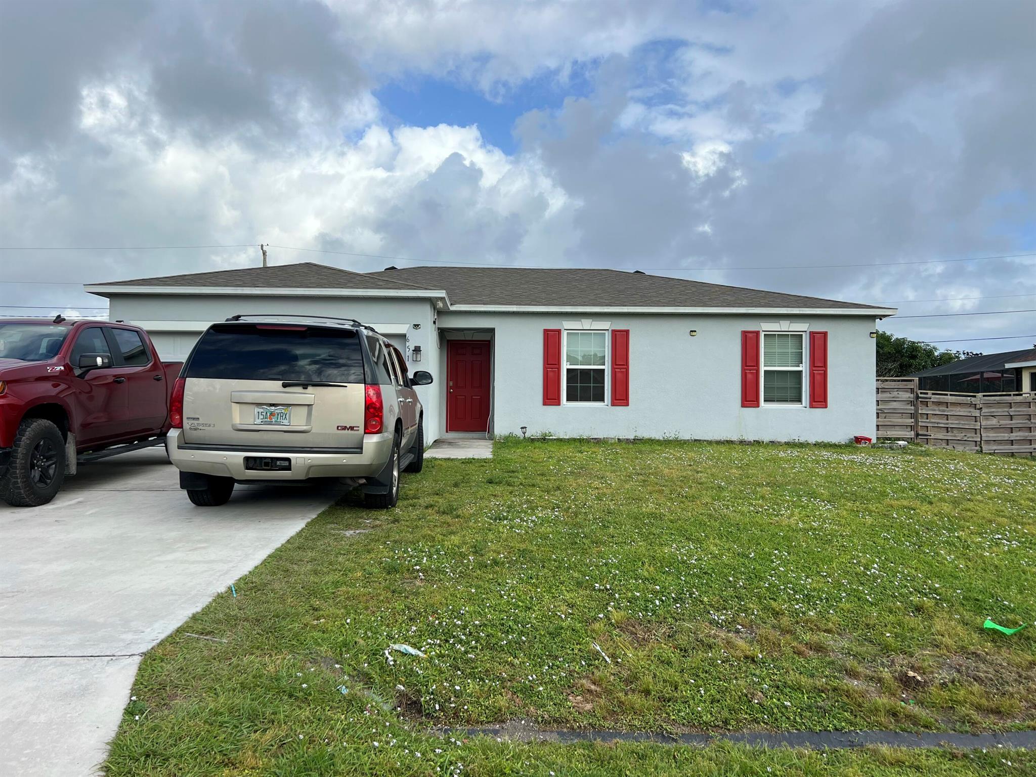 Come to see this beautiful home located in Tulip area close to I-95, 3 bedrooms, 2 bathrooms, 2 car garages, CBS home 2020 year built, features vaulted ceilings, tiled floors throughout and fenced yard, all centrally located between Gatlin and Paar.