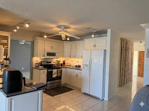 2554 SW 23rd Cranbrook Drive