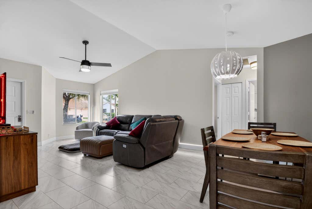 Photo of 6221 Country Fair Circle, Boynton Beach, FL 33437 (MLS # B26039367)