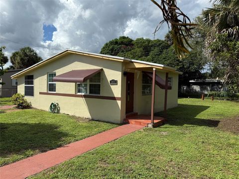 3371 NW 8th Ct Lauderhill FL 33311