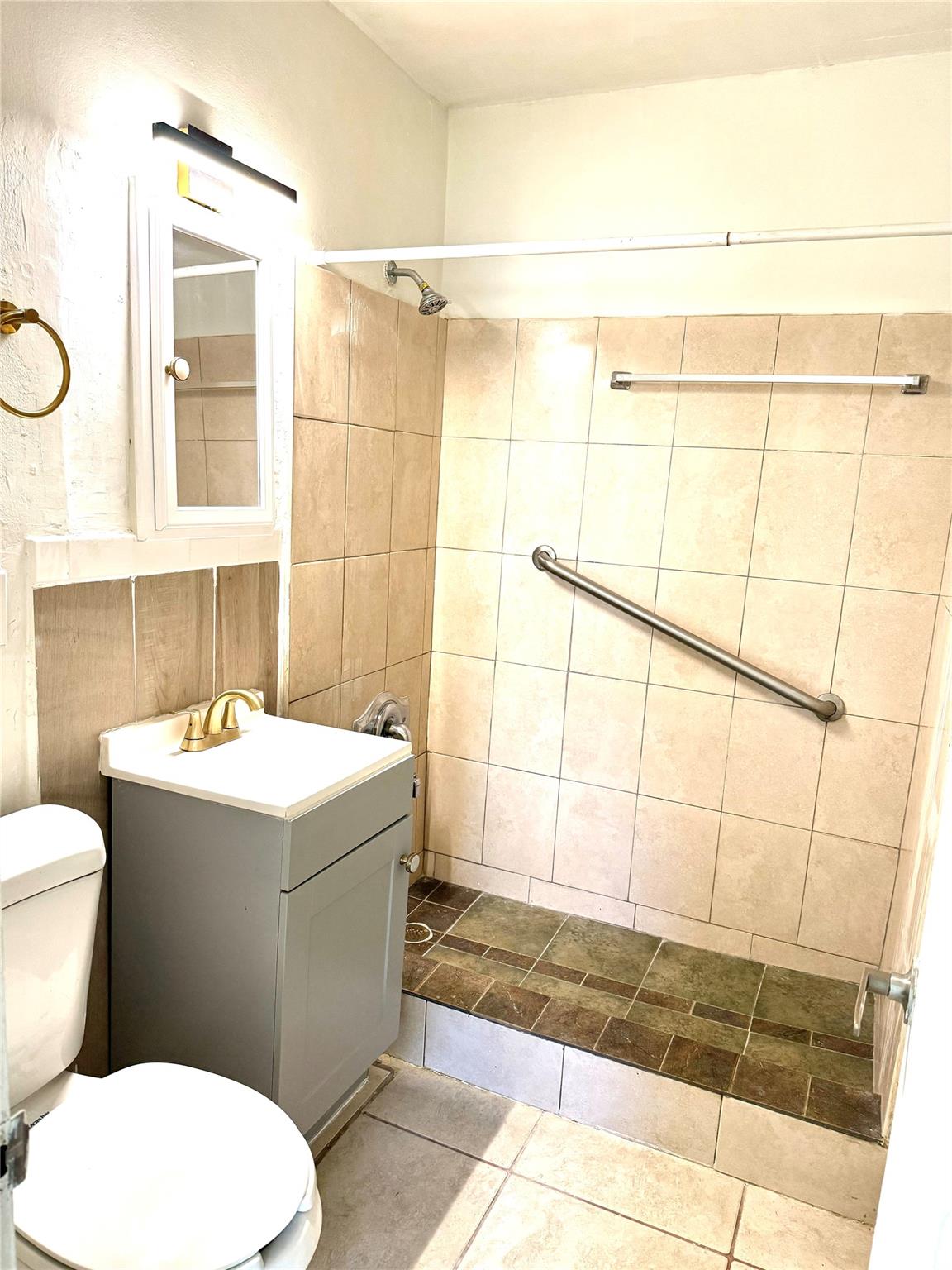 Sunrise Heights 48-37 B - Residential