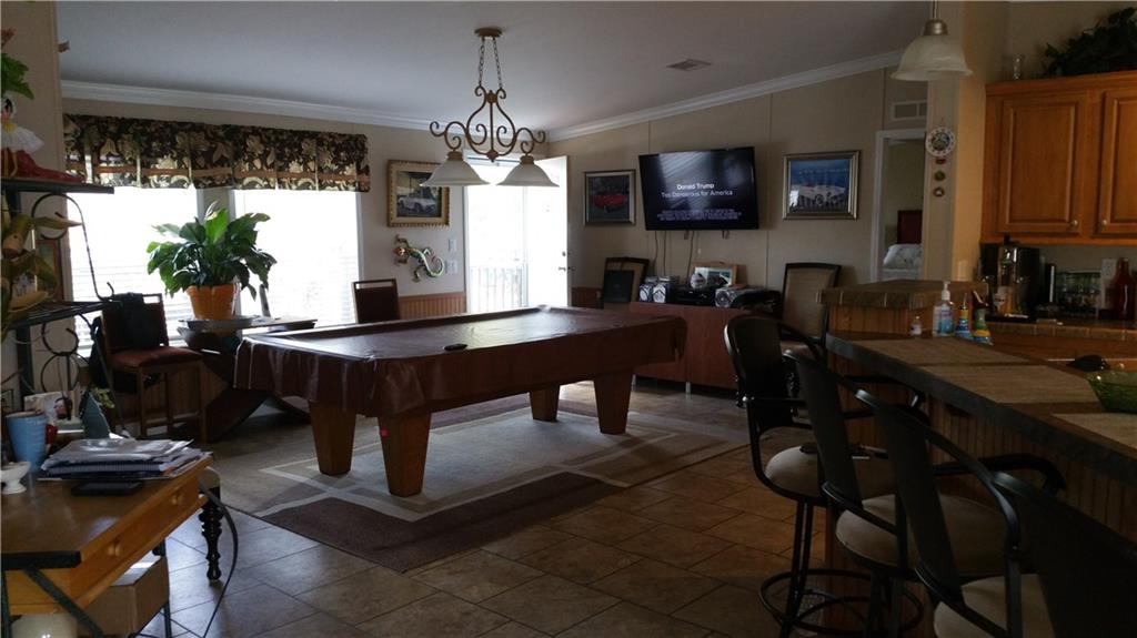 Watergate Mobile Home Unr - Residential