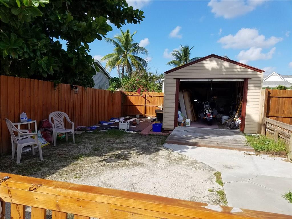 Watergate Mobile Home Unr - Residential