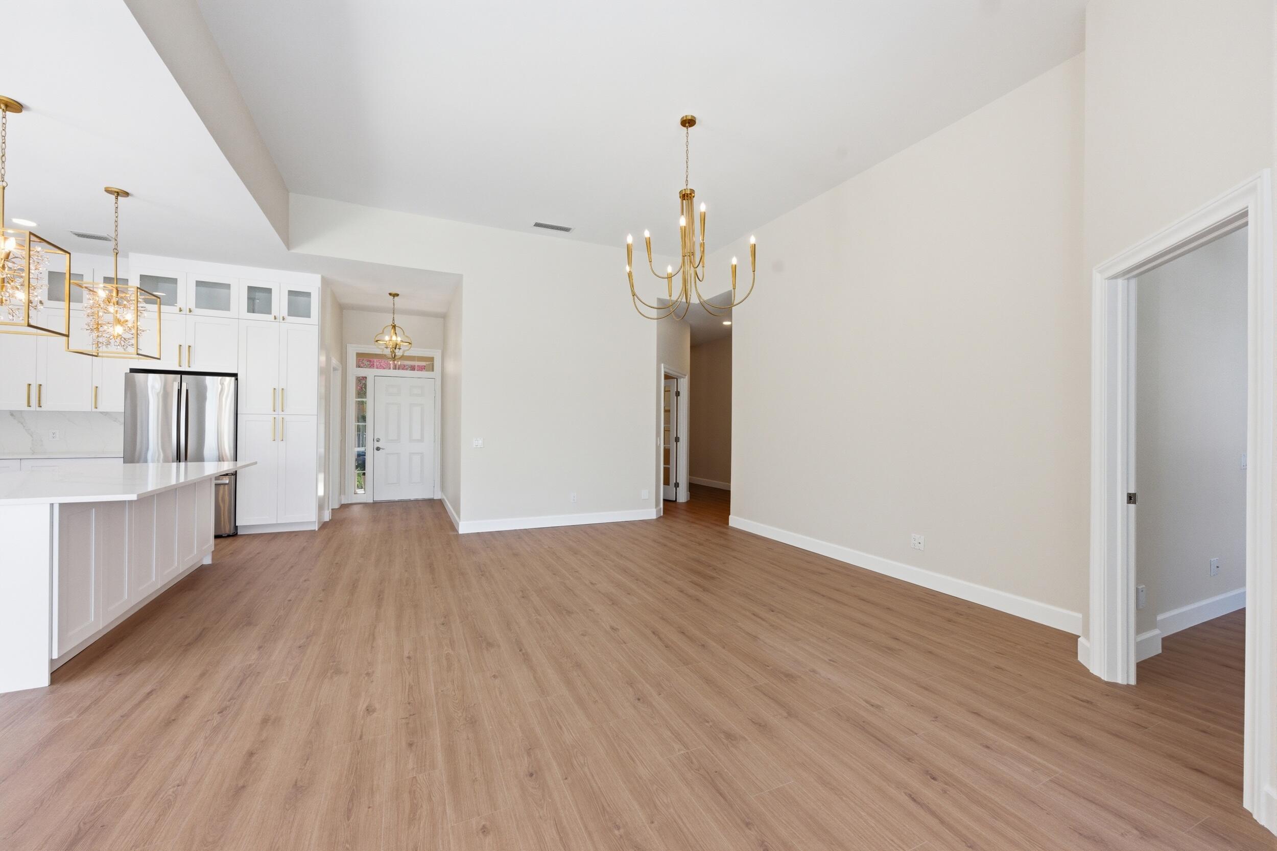 OAKS EAST 3 - Residential