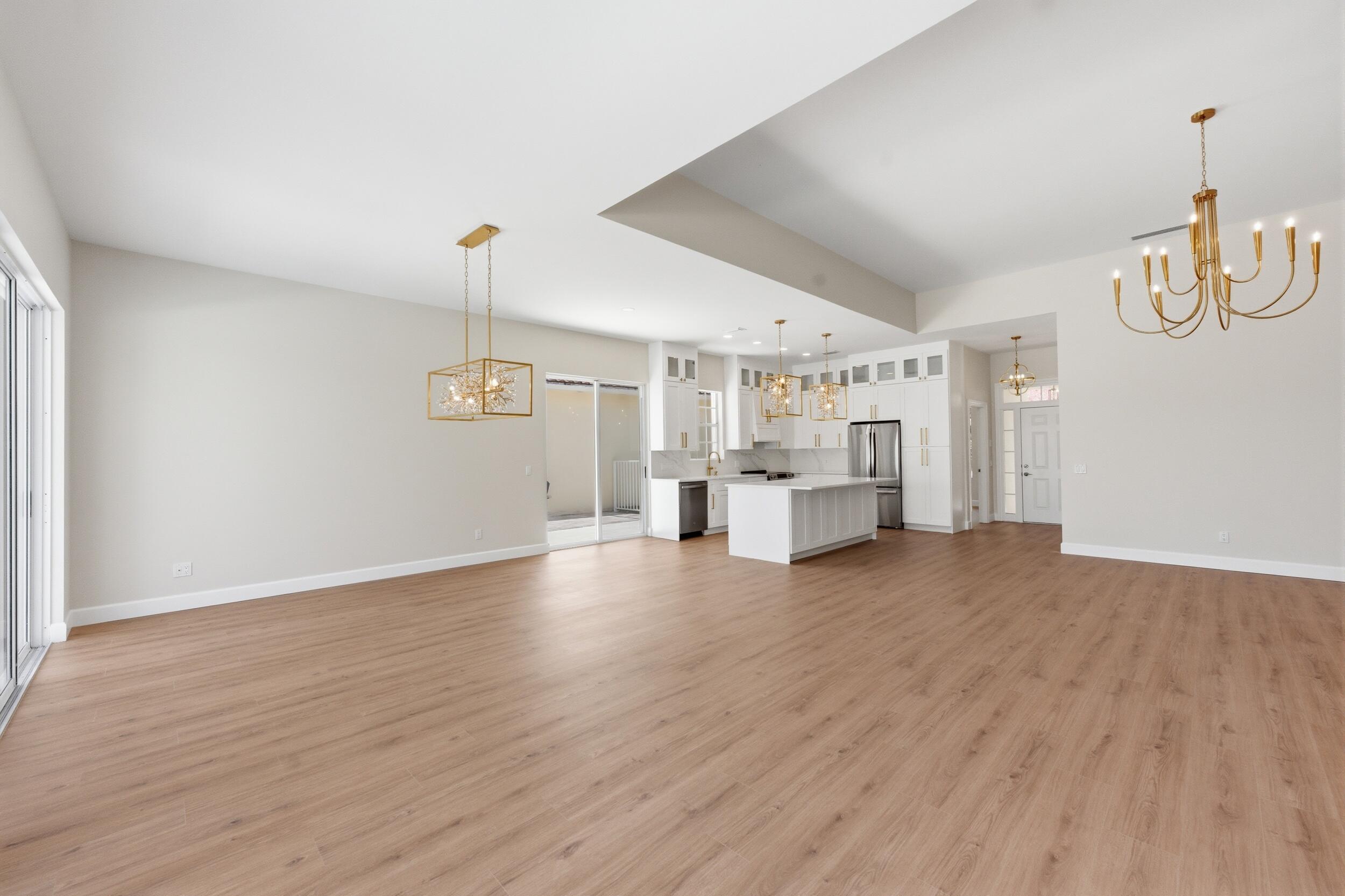 OAKS EAST 3 - Residential