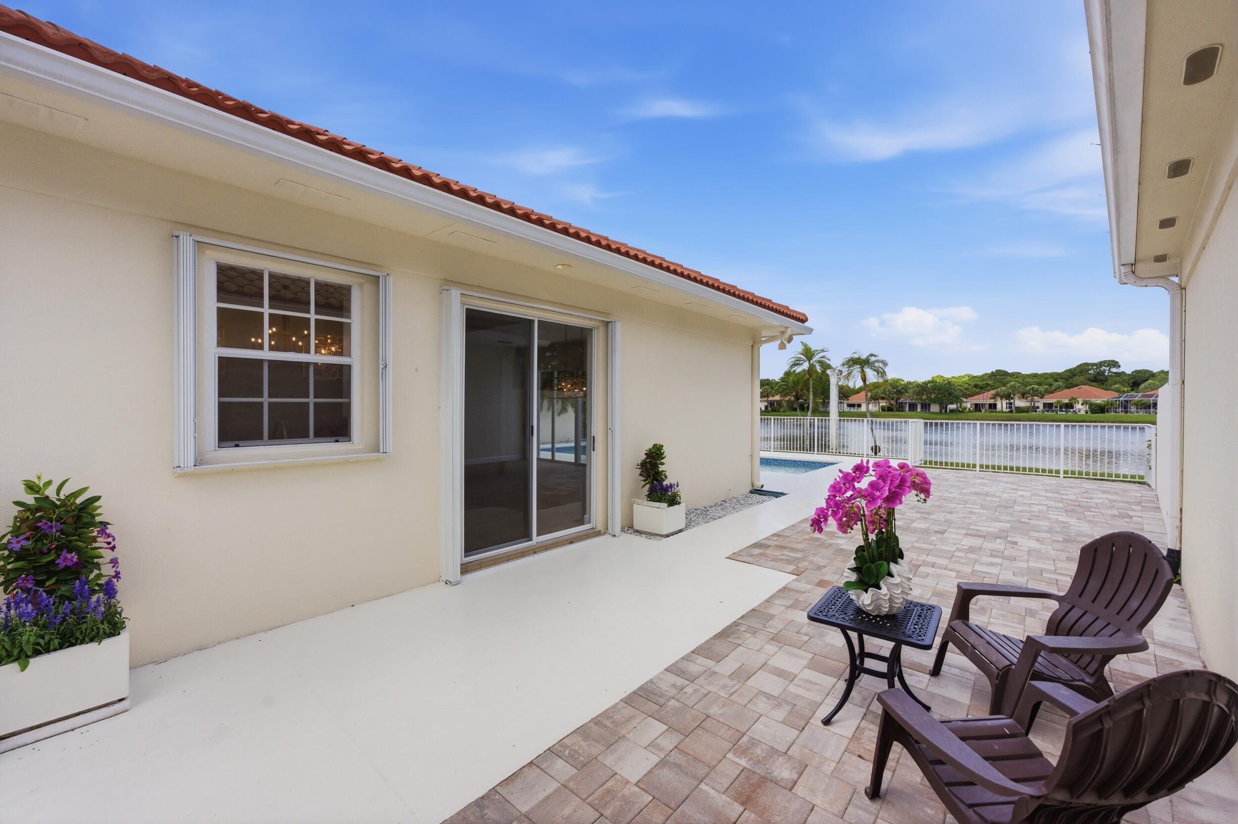 OAKS EAST 3 - Residential