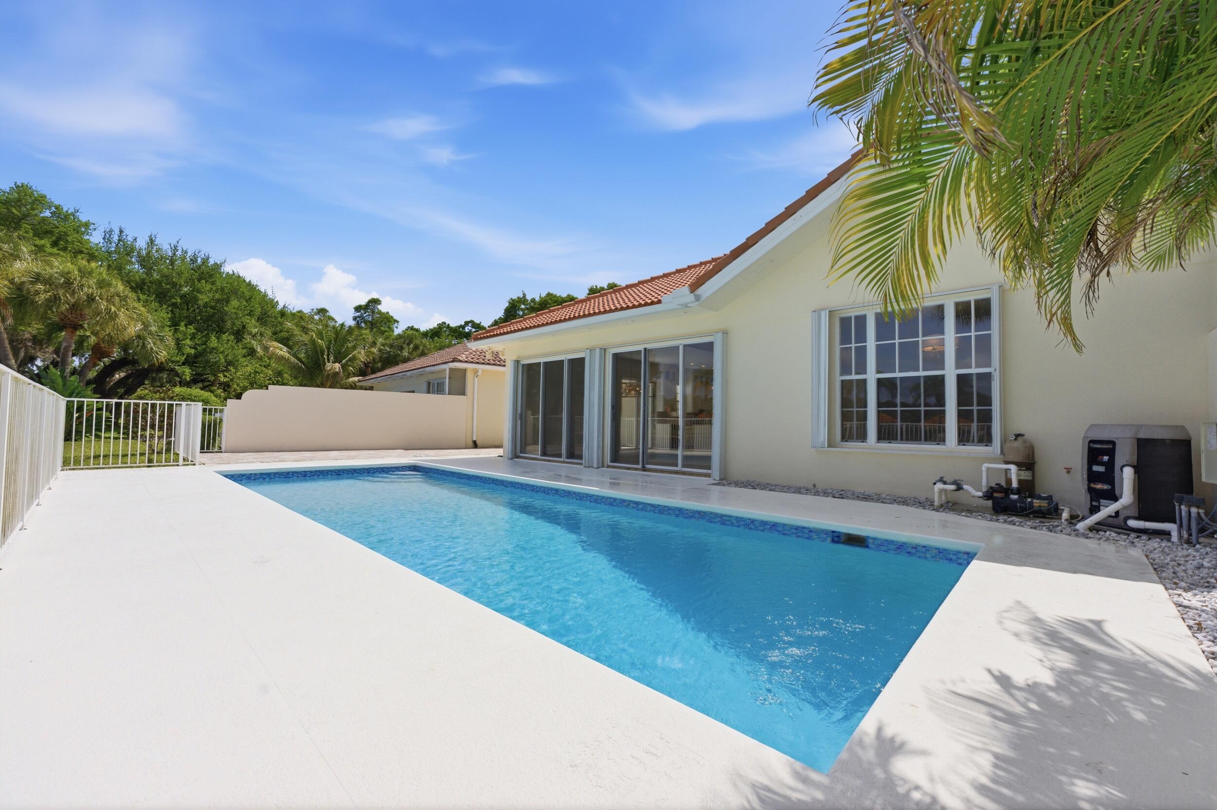 OAKS EAST 3 - Residential