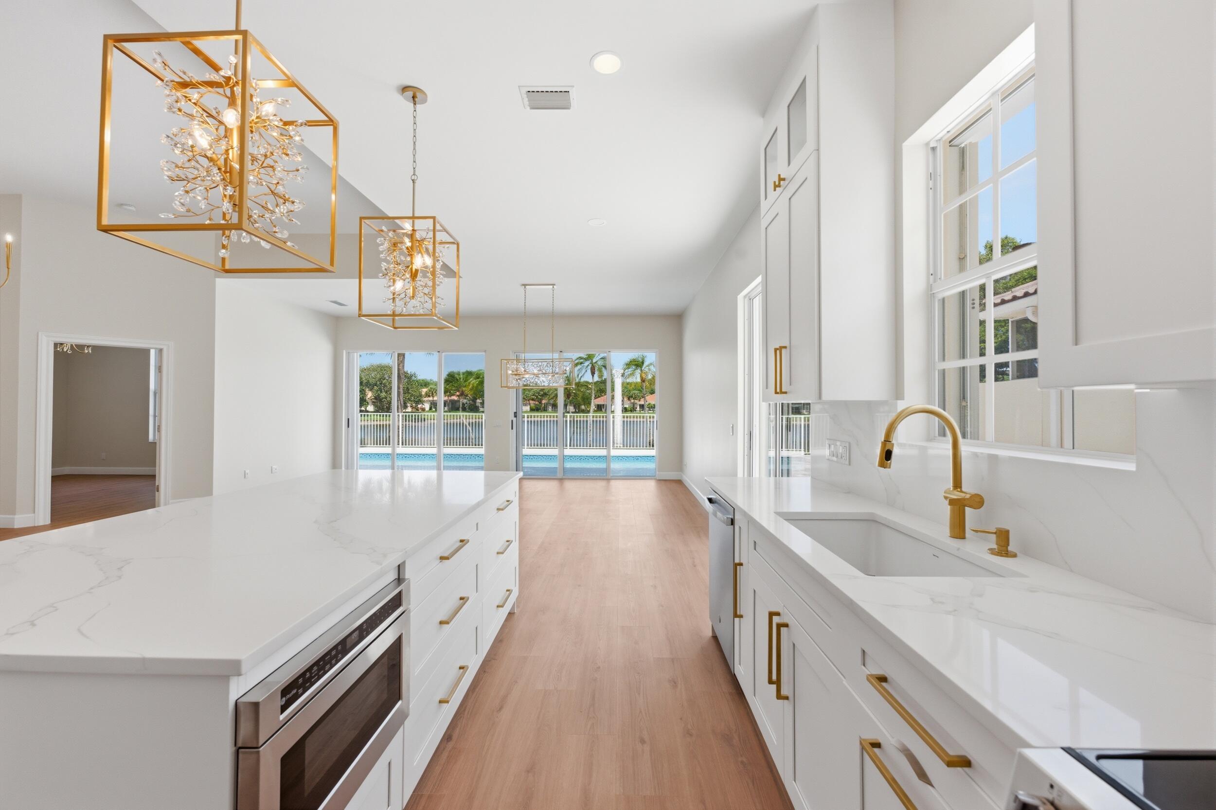 OAKS EAST 3 - Residential