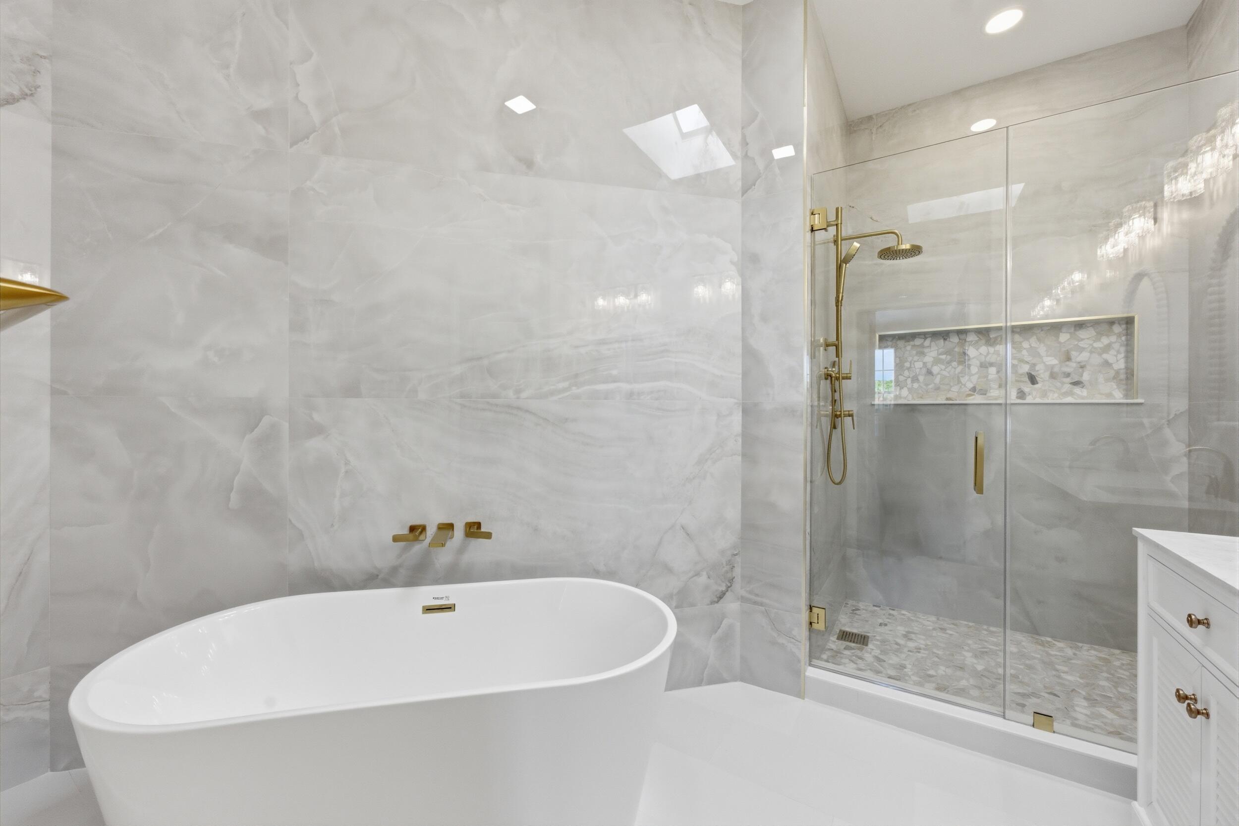 OAKS EAST 3 - Residential