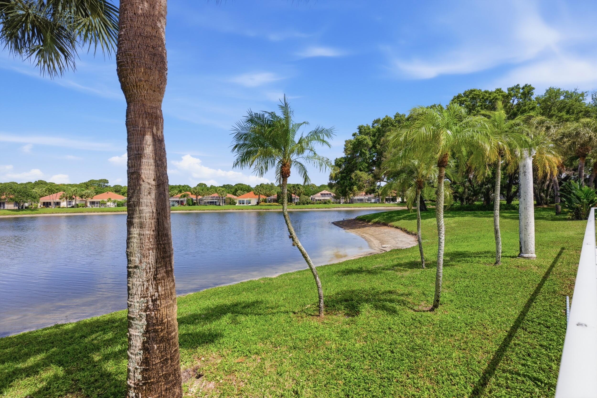 OAKS EAST 3 - Residential