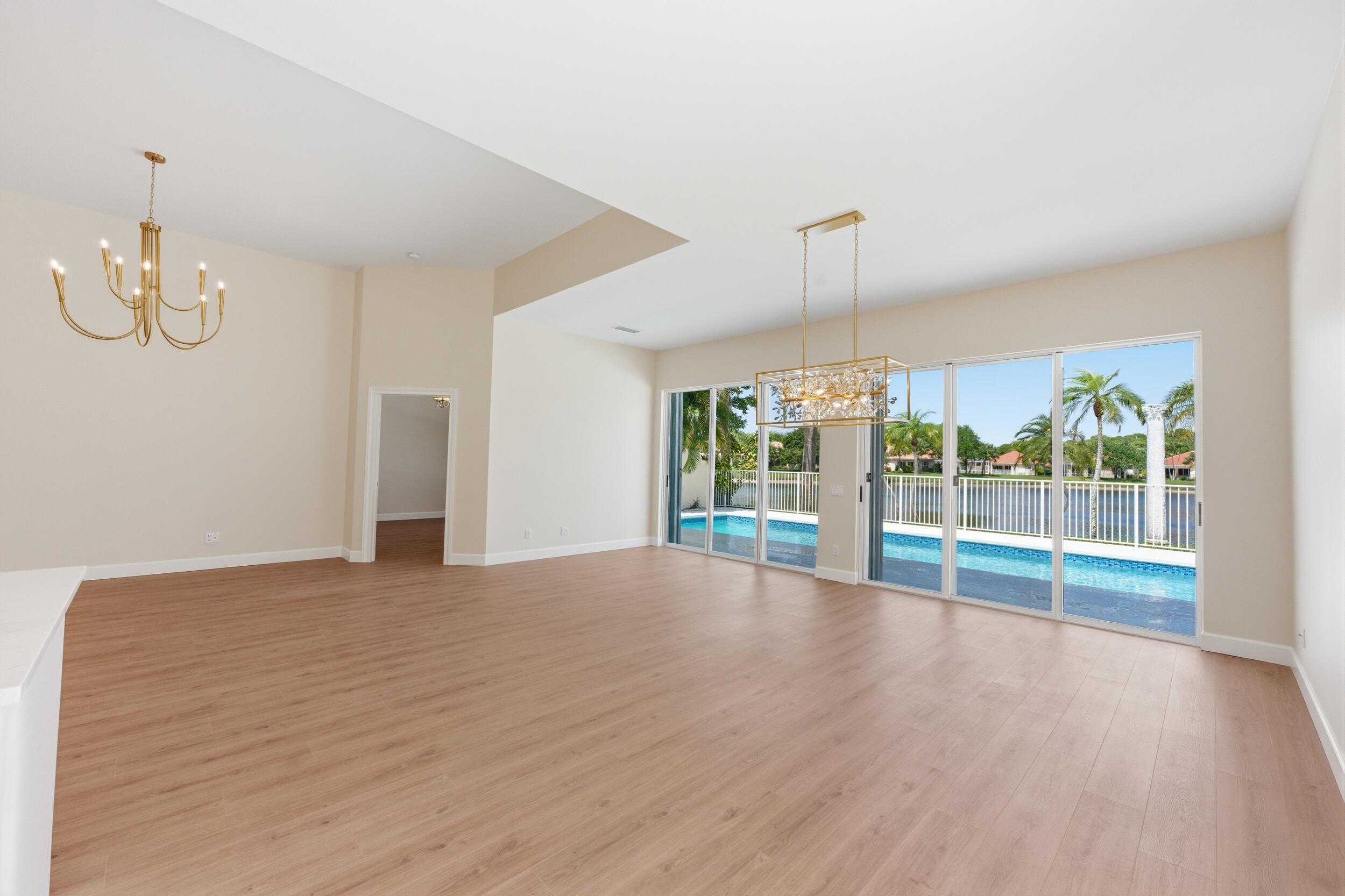 OAKS EAST 3 - Residential