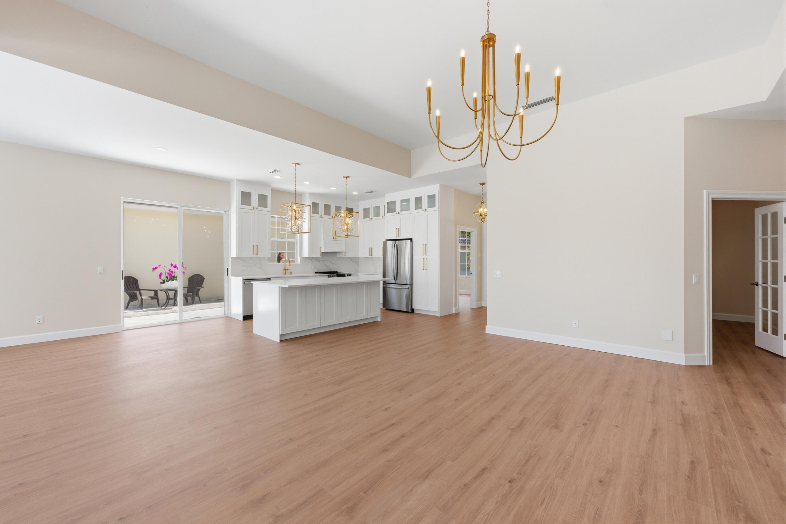 OAKS EAST 3 - Residential