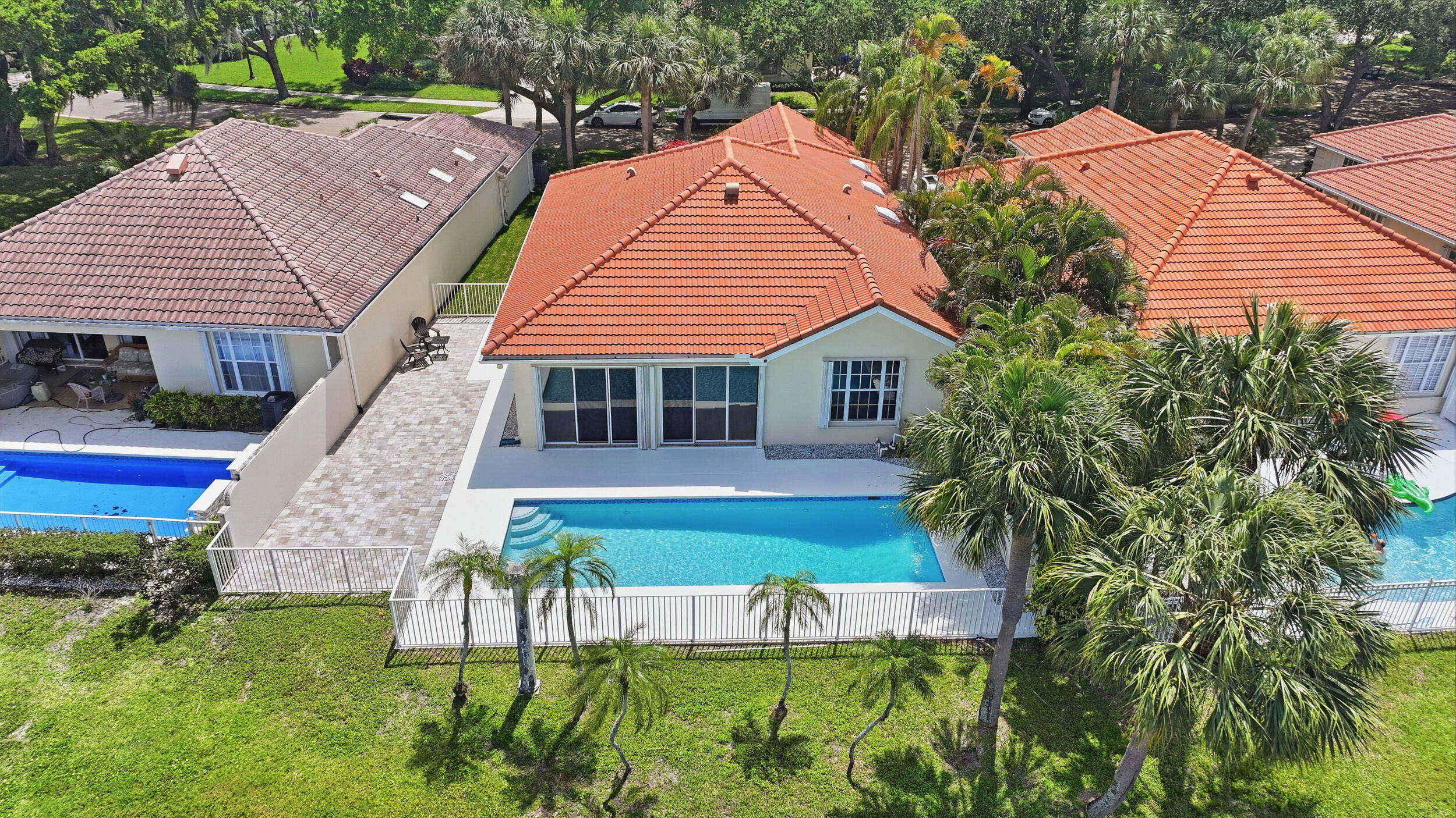 OAKS EAST 3 - Residential