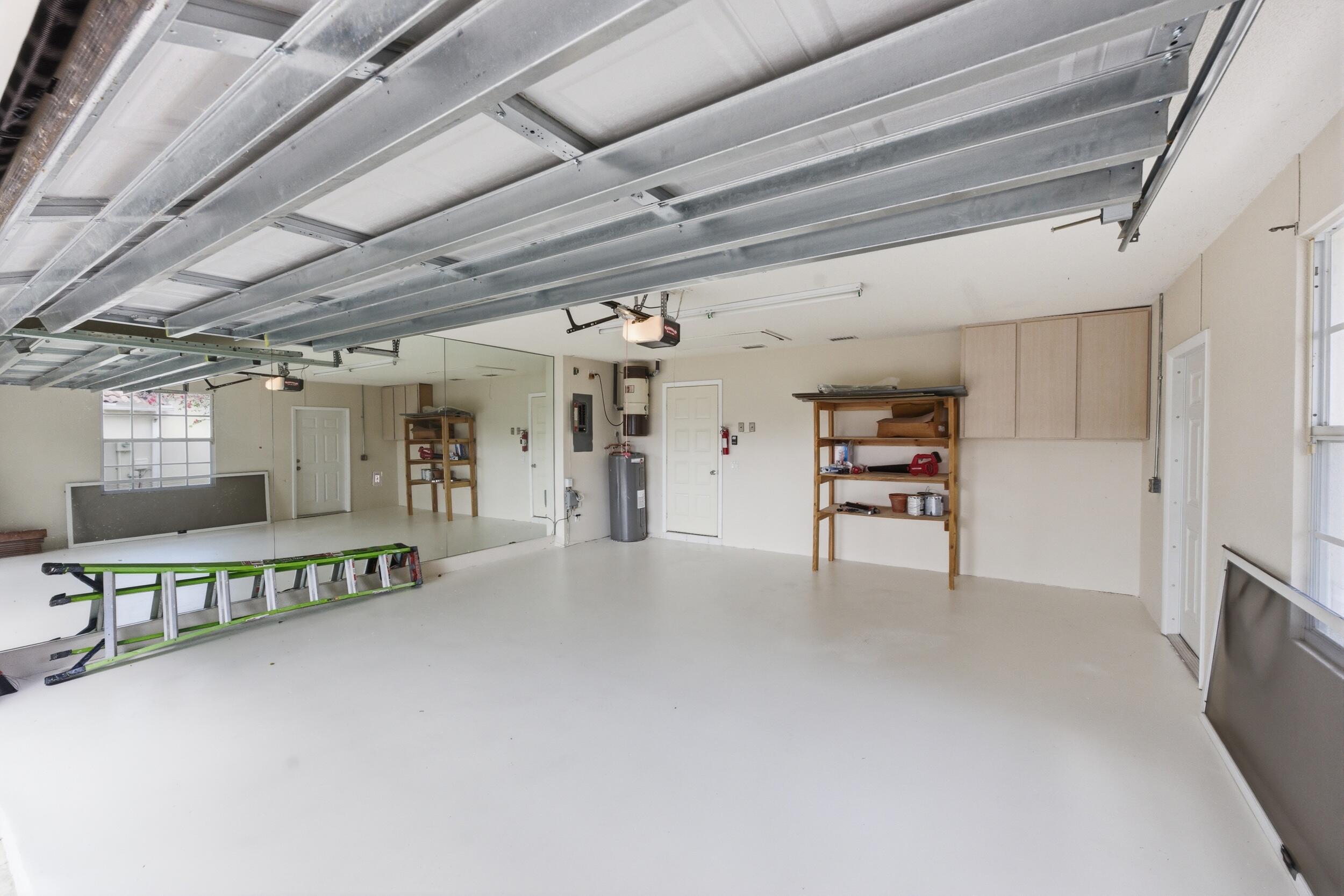 OAKS EAST 3 - Residential