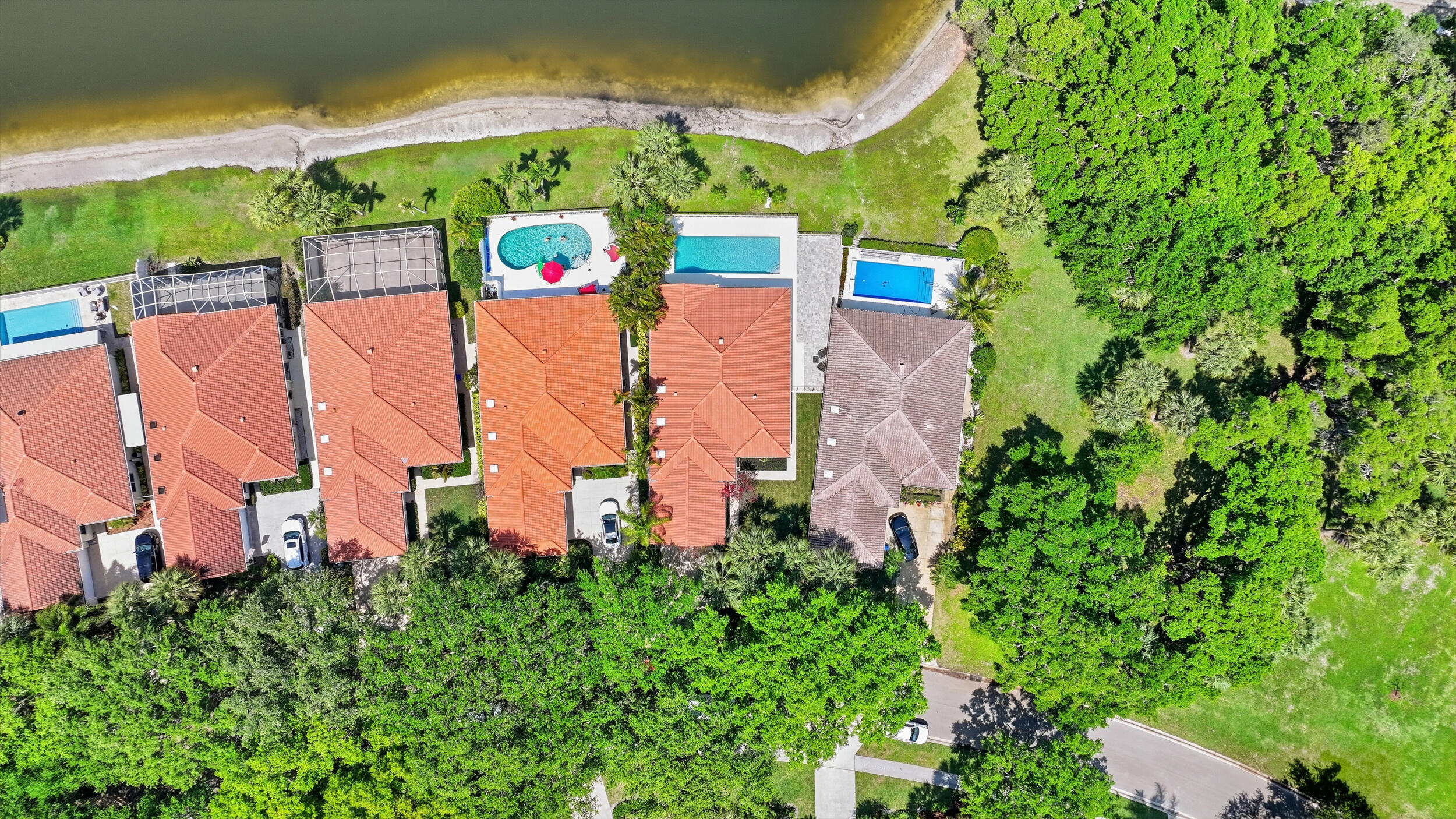 OAKS EAST 3 - Residential