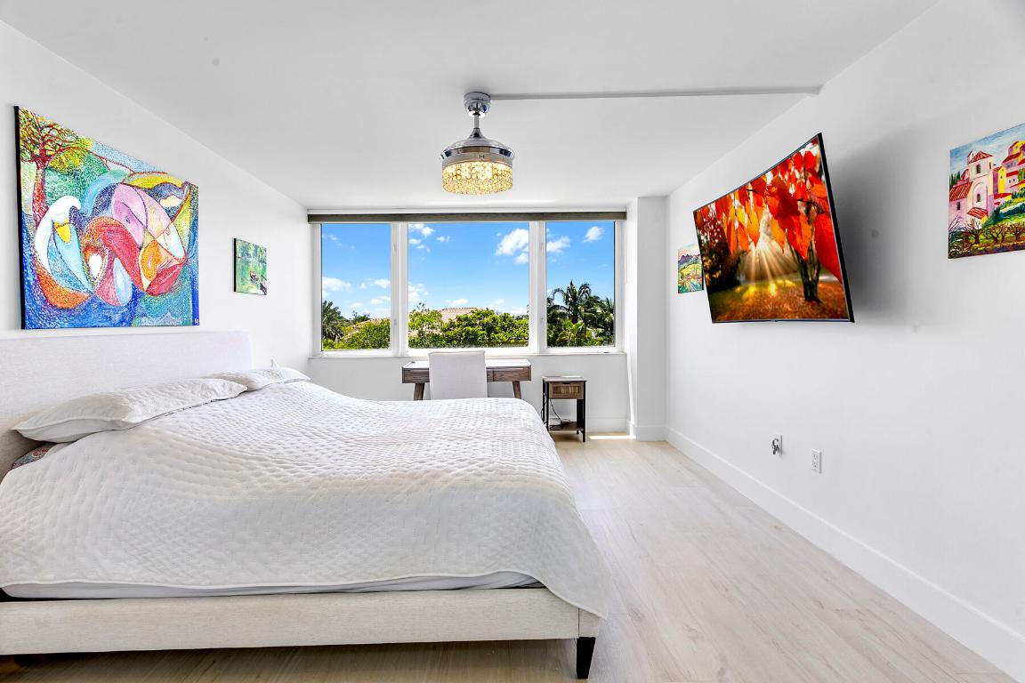 REGENCY HIGHLAND CLUB CONDO - Residential