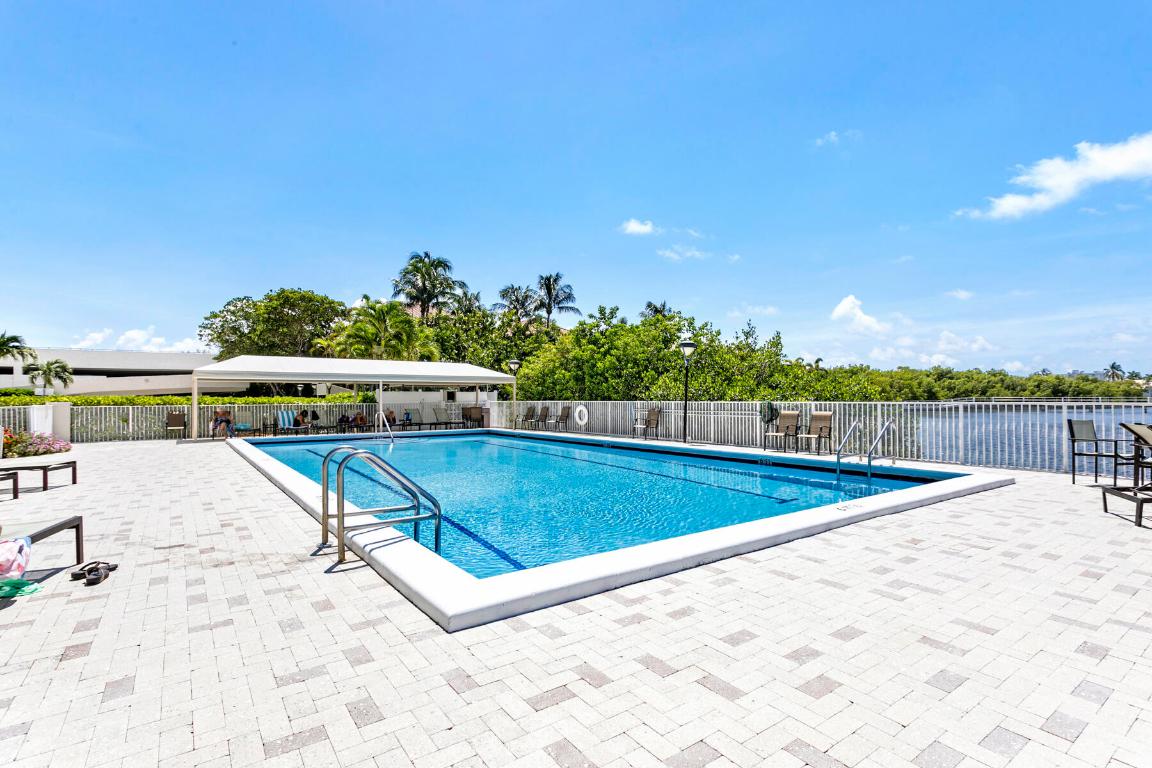 REGENCY HIGHLAND CLUB CONDO - Residential