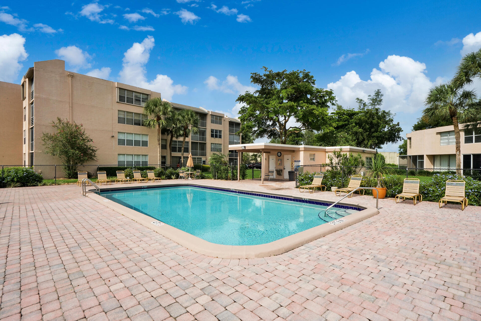 EVERGREEN EIGHT OF PINE ISLAND - Residential Lease
